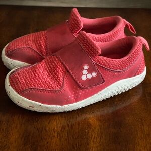 Vivobarefoot kids shoes